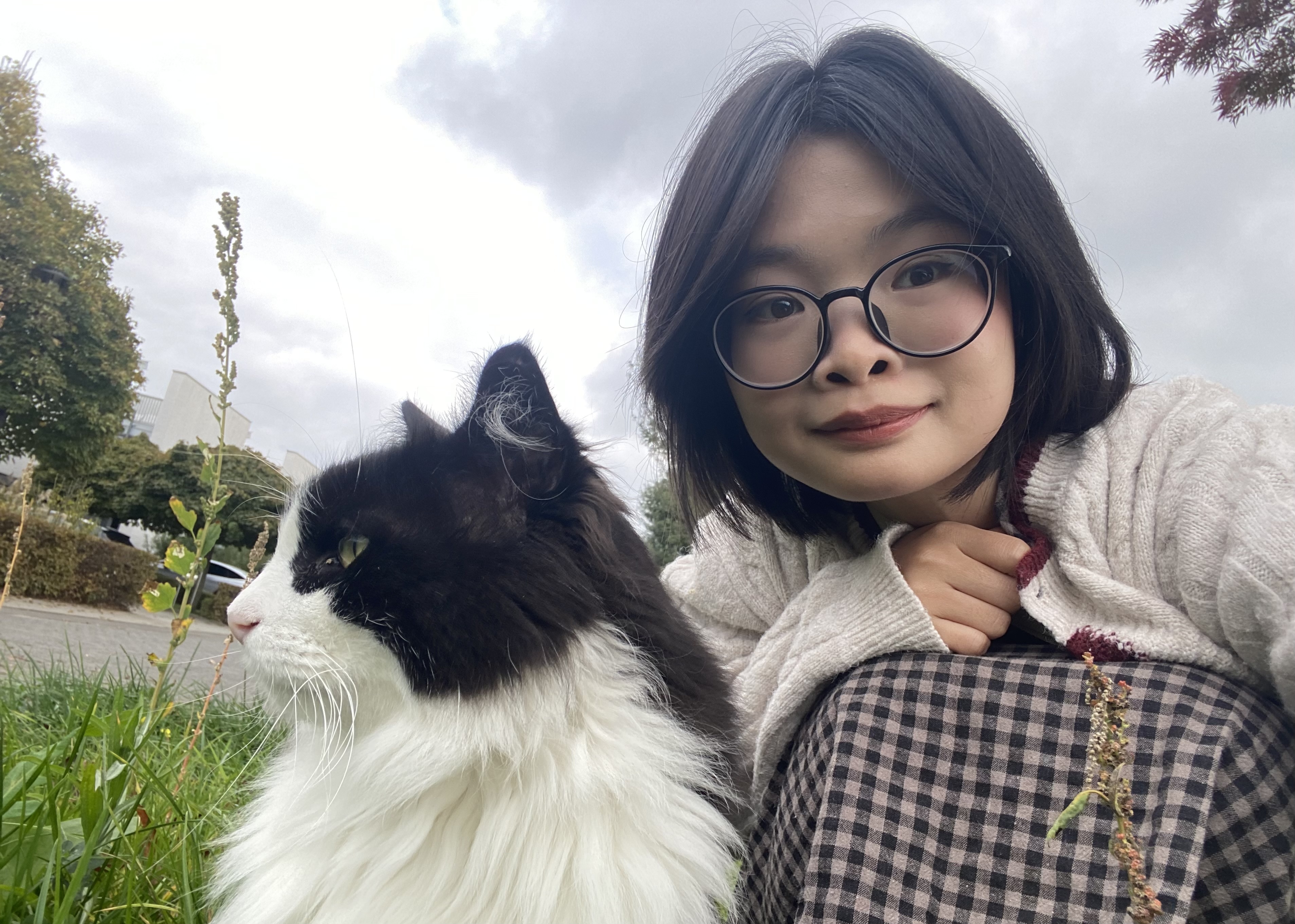 Photo of ../assets/images/team/mai_le.jpg